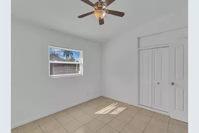 703 5th Place SW, Vero Beach, FL 32962 - Photo 17