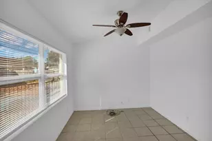 703 5th Pl SW, Vero Beach, FL 32962 - Photo 15