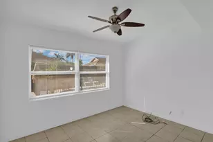 703 5th Pl SW, Vero Beach, FL 32962 - Photo 13