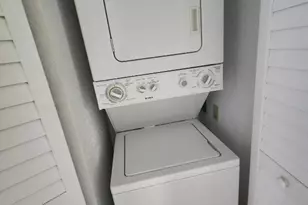 3345 Lucerne Park Dr, Greenacres, FL 33467 - Photo 11