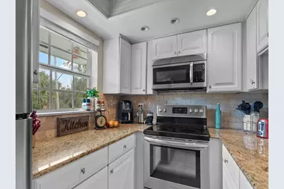 1901 Indian River Boulevard #201, Vero Beach, FL 32960 - Photo 17