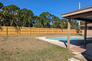 5511 Paleo Pines Cir, Fort Pierce, FL 34951 - Photo 23