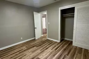 160 E 27th St, Riviera Beach, FL 33404 - Photo 9