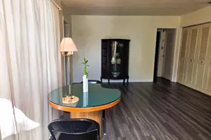 1060 W 26th Ct, Riviera Beach, FL 33404 - Photo 9