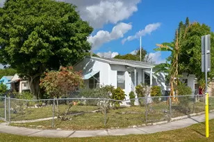 1060 W 26th Ct, Riviera Beach, FL 33404 - Photo 21