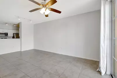 720 S Sapodilla Avenue #303, West Palm Beach, FL 33401 - Photo 7