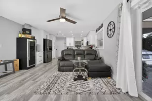 2388 S Wallen Dr, Palm Beach Gardens, FL 33410 - Photo 9