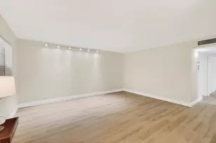 826 Normandy R, Delray Beach, FL 33484 - Photo 5