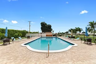 200 South Blvd, Boynton Beach, FL 33435 - Photo 17