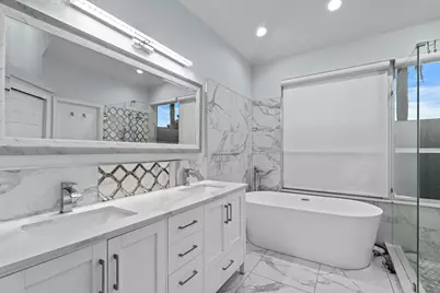 9061 Cypress Hollow Drive, Palm Beach Gardens, FL 33418 - Photo 17