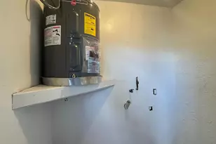 4810 Davis Rd, Palm Springs, FL 33461 - Photo 11