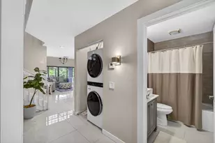 2320 Treasure Isle Dr, Palm Beach Gardens, FL 33410 - Photo 9