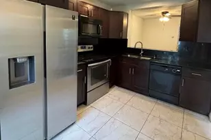 5048 Heatherhill Ln, Boca Raton, FL 33486 - Photo 3