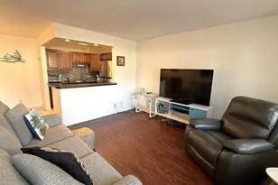 8 Ventnor A, Deerfield Beach, FL 33442 - Photo 7