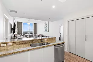 2641 N Flamingo Rd, Sunrise, FL 33323 - Photo 9