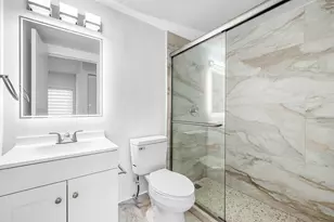 116 Salisbury E, West Palm Beach, FL 33417 - Photo 17