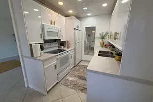 2043 Cornwall C, Boca Raton, FL 33434 - Photo 7