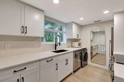 49 SE 7th Avenue #2, Delray Beach, FL 33445 - Photo 7