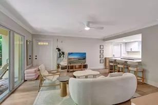 49 SE 7th Ave, Delray Beach, FL 33445 - Photo 5