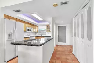 1025 Sugar Sands Blvd, Palm Beach Shores, FL 33404 - Photo 9