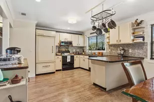 749 SW Watson Pl, Port Saint Lucie, FL 34953 - Photo 11