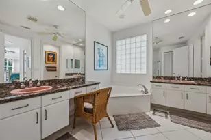 3828 Newhaven Lake Dr, Lake Worth, FL 33449 - Photo 17