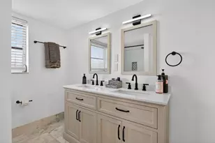 3960 Oaks Clubhouse Dr, Pompano Beach, FL 33069 - Photo 19