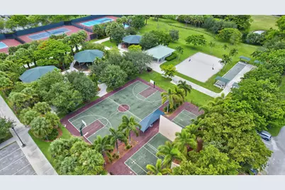 3960 Oaks Clubhouse Drive #512, Pompano Beach, FL 33069 - Photo 55