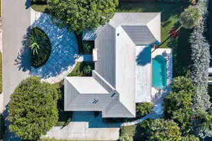 124 Woodbridge Rd, Palm Beach, FL 33480 - Photo 45