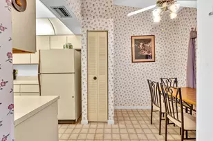 3529 Englewood Dr, Lake Worth, FL 33467 - Photo 11