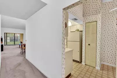 3529 Englewood Drive #321, Lake Worth, FL 33467 - Photo 9