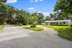 2706 10th Ave, Vero Beach, FL 32960 - Photo 3