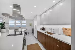 5440 N Ocean Dr, Singer Island, FL 33404 - Photo 13