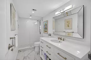 5440 N Ocean Dr, Singer Island, FL 33404 - Photo 31