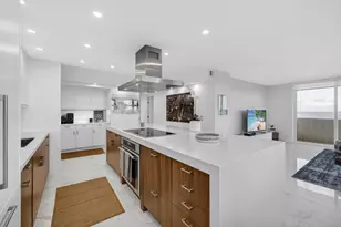 5440 N Ocean Dr, Singer Island, FL 33404 - Photo 9