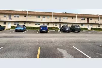 116 Oxford 400, West Palm Beach, FL 33417 - Photo 3