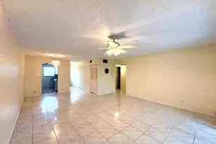 116 Oxford 400, West Palm Beach, FL 33417 - Photo 9