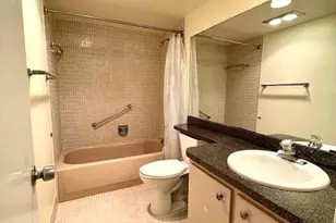 116 Oxford 400, West Palm Beach, FL 33417 - Photo 23