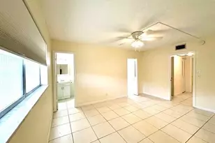 116 Oxford 400, West Palm Beach, FL 33417 - Photo 15