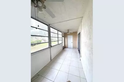 116 Oxford 400, West Palm Beach, FL 33417 - Photo 25