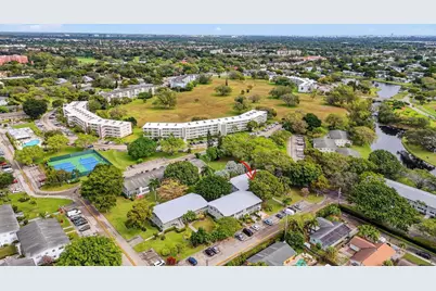 262 Ventnor R, Deerfield Beach, FL 33442 - Photo 27