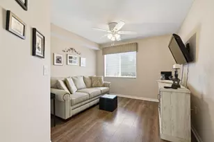 5746 Crystal Shores Dr, Boynton Beach, FL 33437 - Photo 9