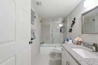 5746 Crystal Shores Drive #307, Boynton Beach, FL 33437 - Photo 17