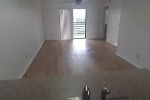 2711 NW 104th Ave, Sunrise, FL 33322 - Photo 3