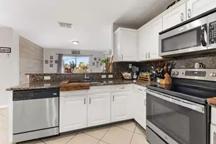 1939 SW Jamesport Dr, Port Saint Lucie, FL 34953 - Photo 13