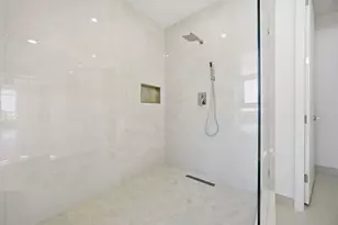 220 Lake Shore Dr, Lake Park, FL 33403 - Photo 11