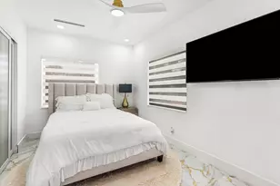 202 SE 4th St, Delray Beach, FL 33483 - Photo 9