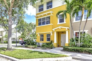 883 Millbrae Ct, West Palm Beach, FL 33401 - Photo 3