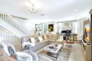 883 Millbrae Ct, West Palm Beach, FL 33401 - Photo 11