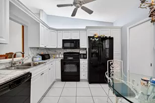 6292 Kings Gate Cir, Delray Beach, FL 33484 - Photo 11